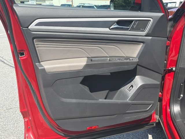 Used 2022 Volkswagen Atlas SEL Premium AWD/4WD image 12