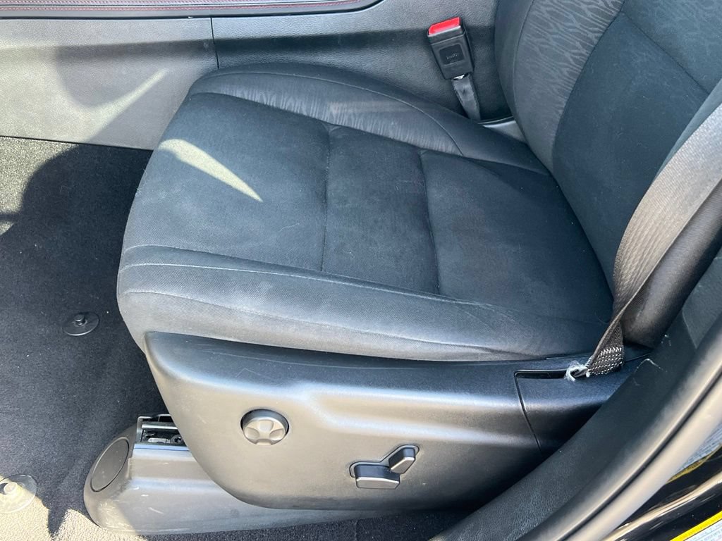Used 2025 Dodge Durango GT RWD image 28