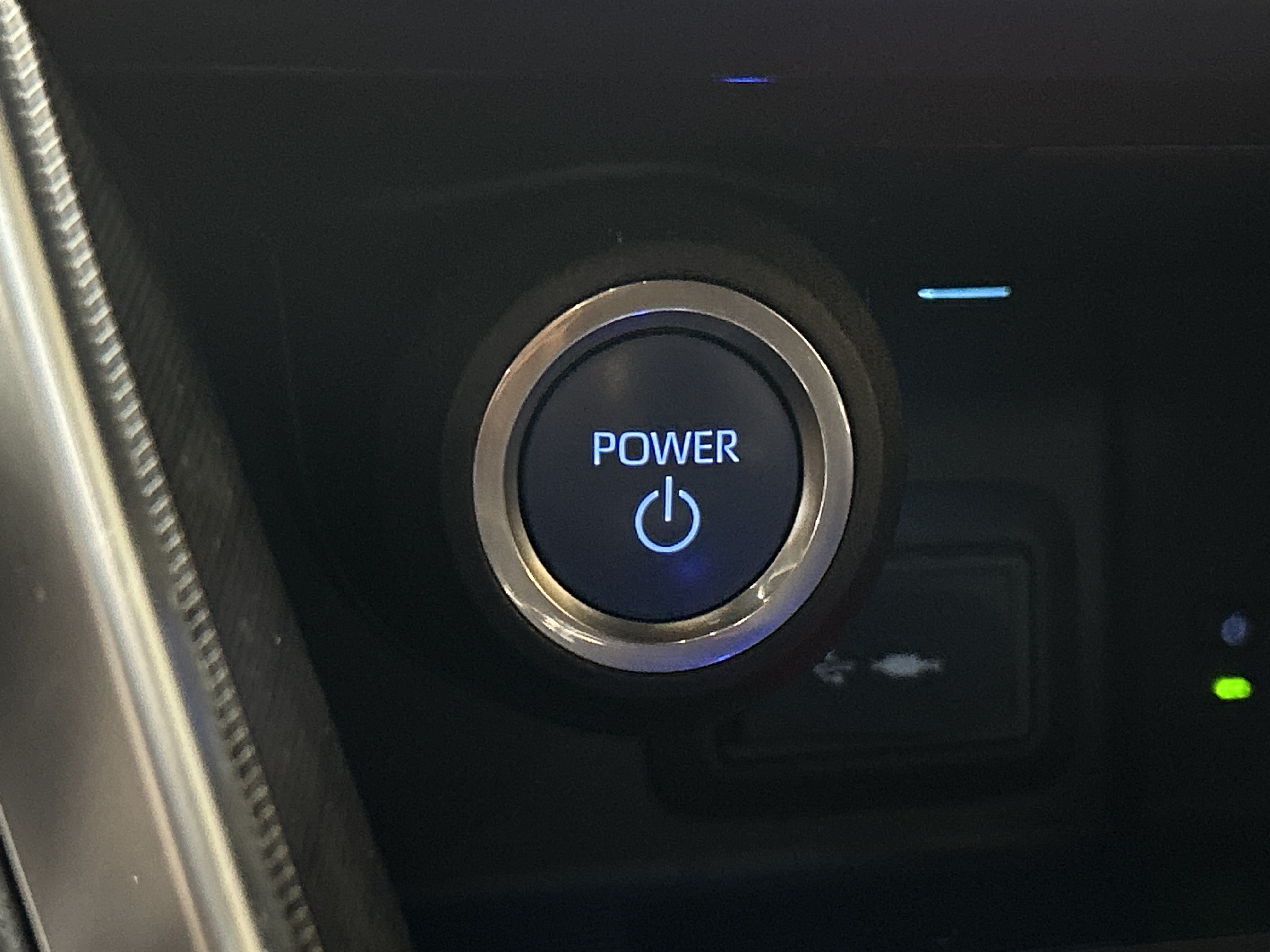 Certified 2022 Toyota Venza XLE AWD/4WD image 29