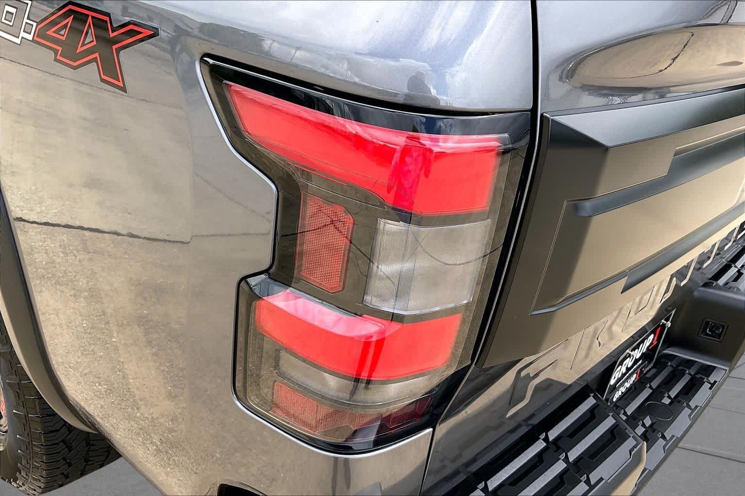 Used 2026 Nissan Frontier PRO-4X AWD/4WD image 27