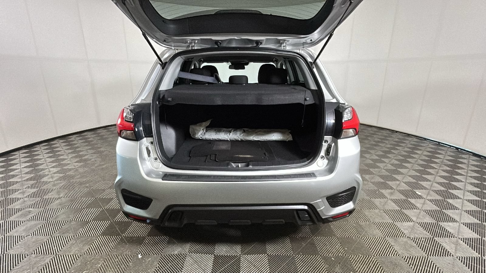 Used 2023 Mitsubishi Outlander Sport LE AWD/4WD image 26