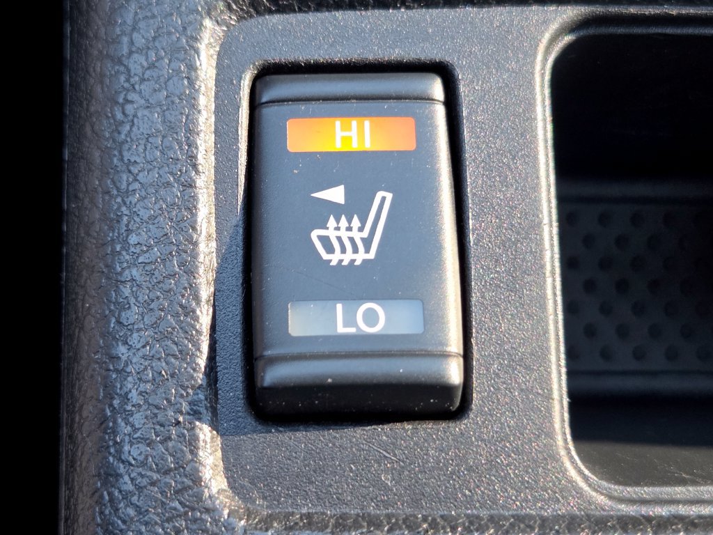 Used 2019 Nissan Rogue SL w/ Premium Package AWD/4WD image 11
