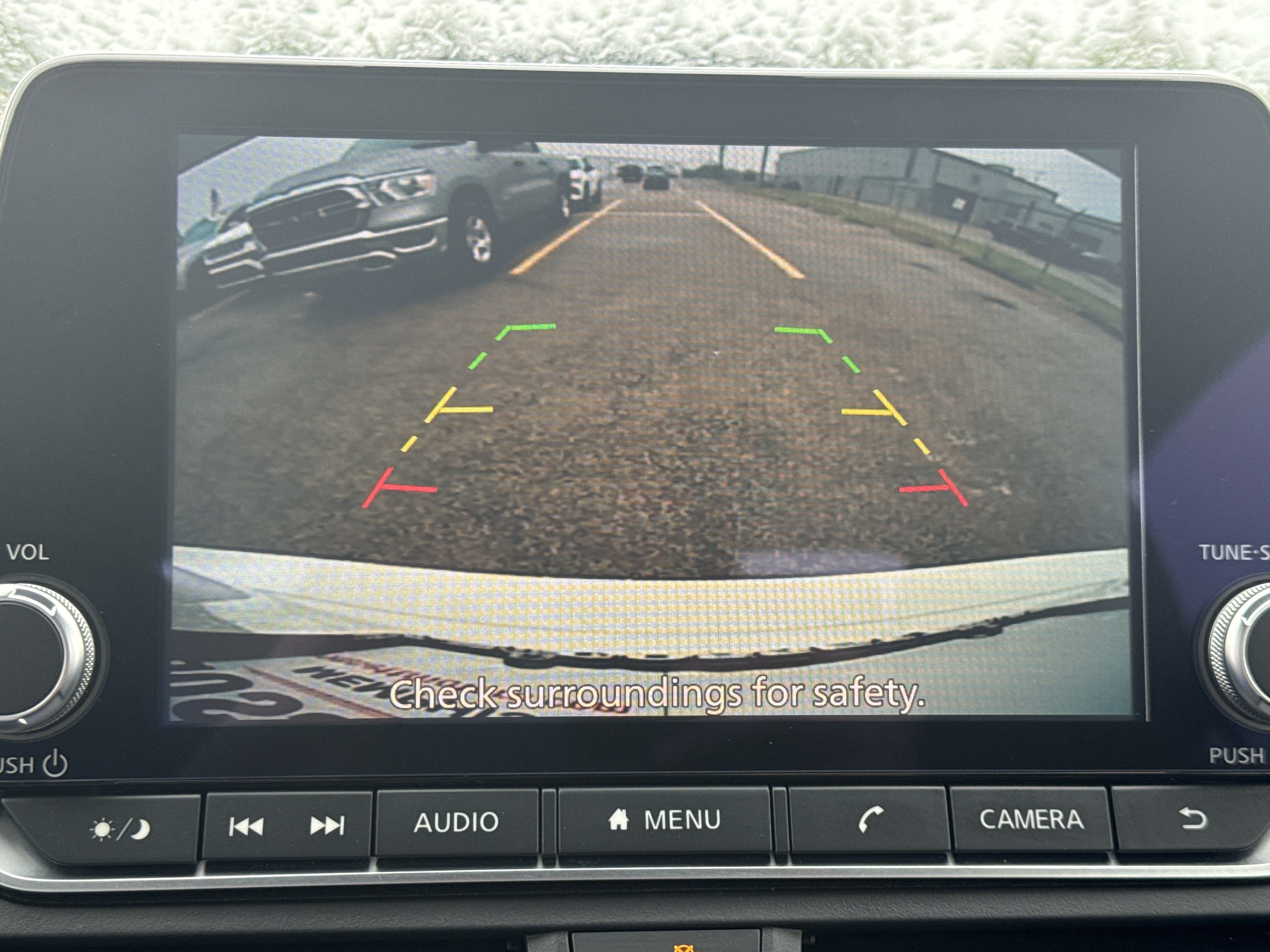 Used 2025 Nissan Altima 2.5 SV FWD image 13