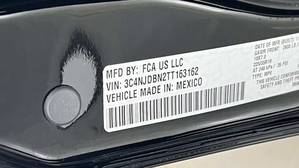 New 2026 Jeep Compass Latitude image 38