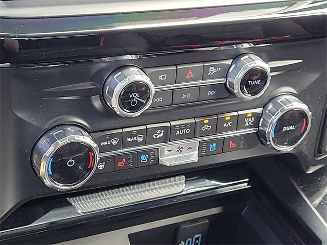 New 2025 Ford F250 Lariat w/ Lariat Ultimate Package image 11