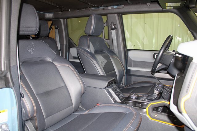 Used 2022 Ford Bronco Badlands w/ Sasquatch Package image 19