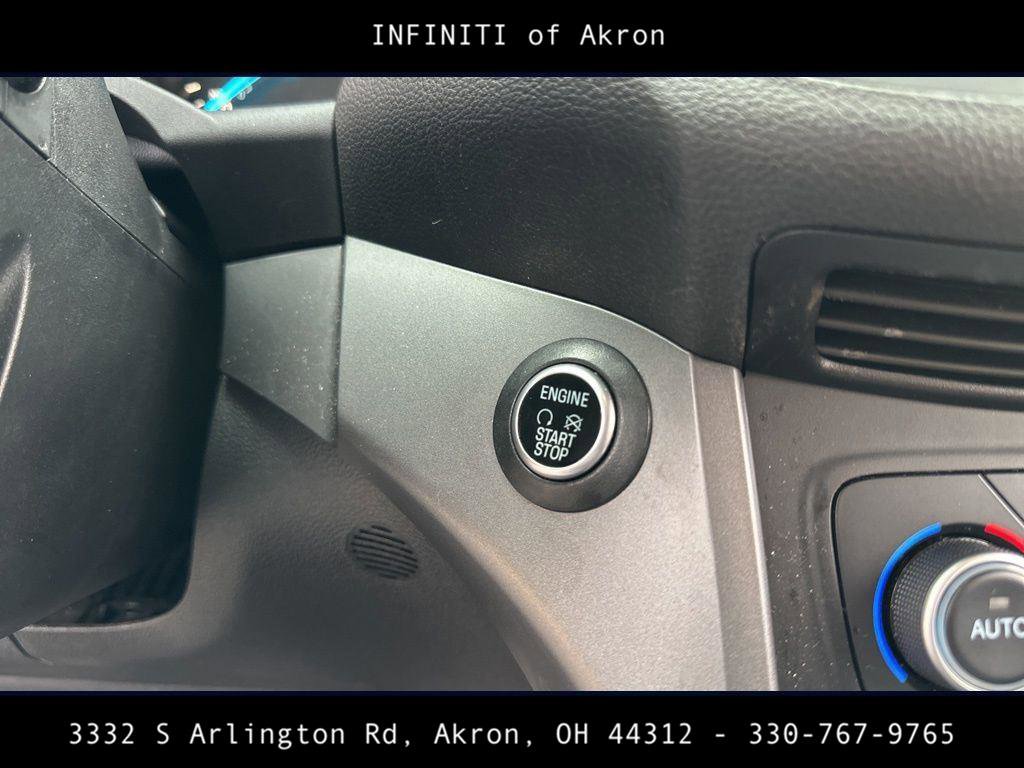 Used 2019 Ford Escape SEL image 48