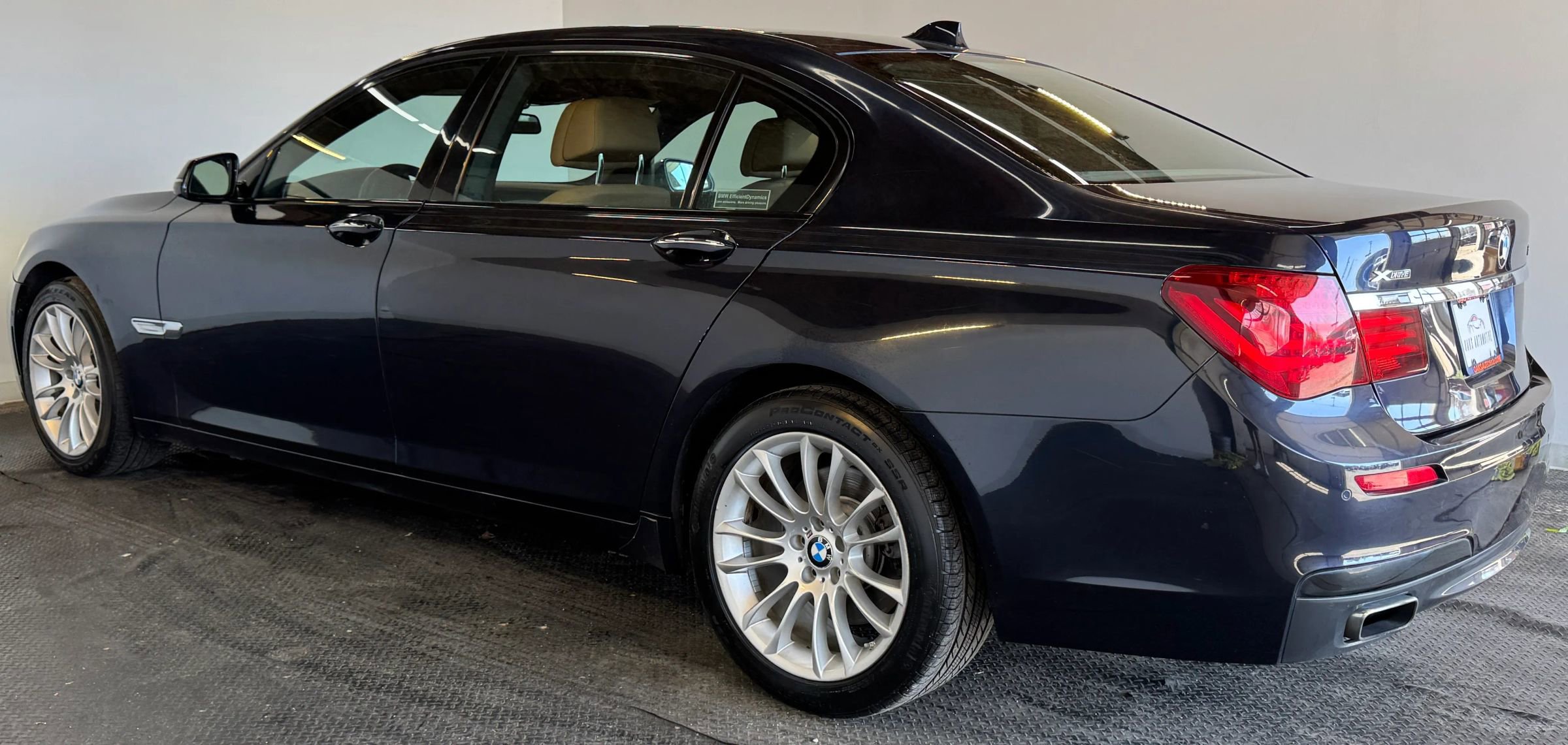 Used 2015 BMW 740Li xDrive AWD/4WD image 6