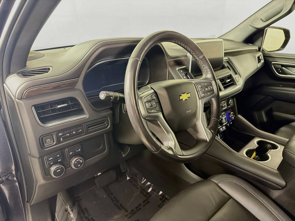 Used 2022 Chevrolet Suburban LT AWD/4WD image 10