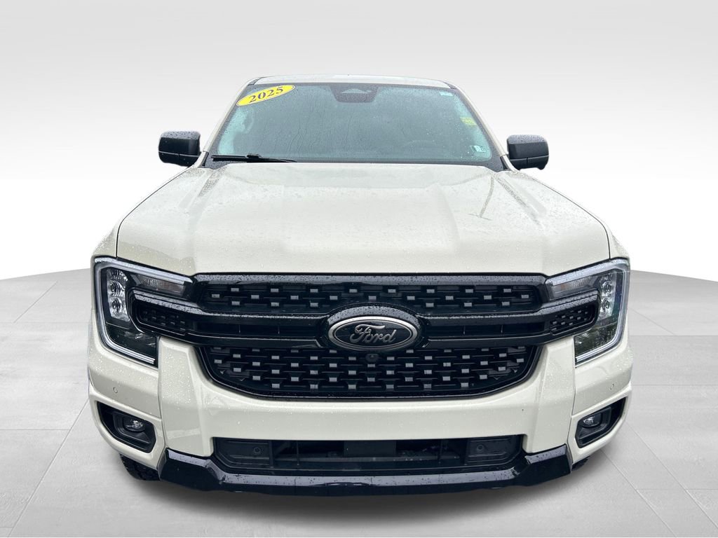 Used 2025 Ford Ranger XLT w/ FX4 Off-Road Package AWD/4WD image 8