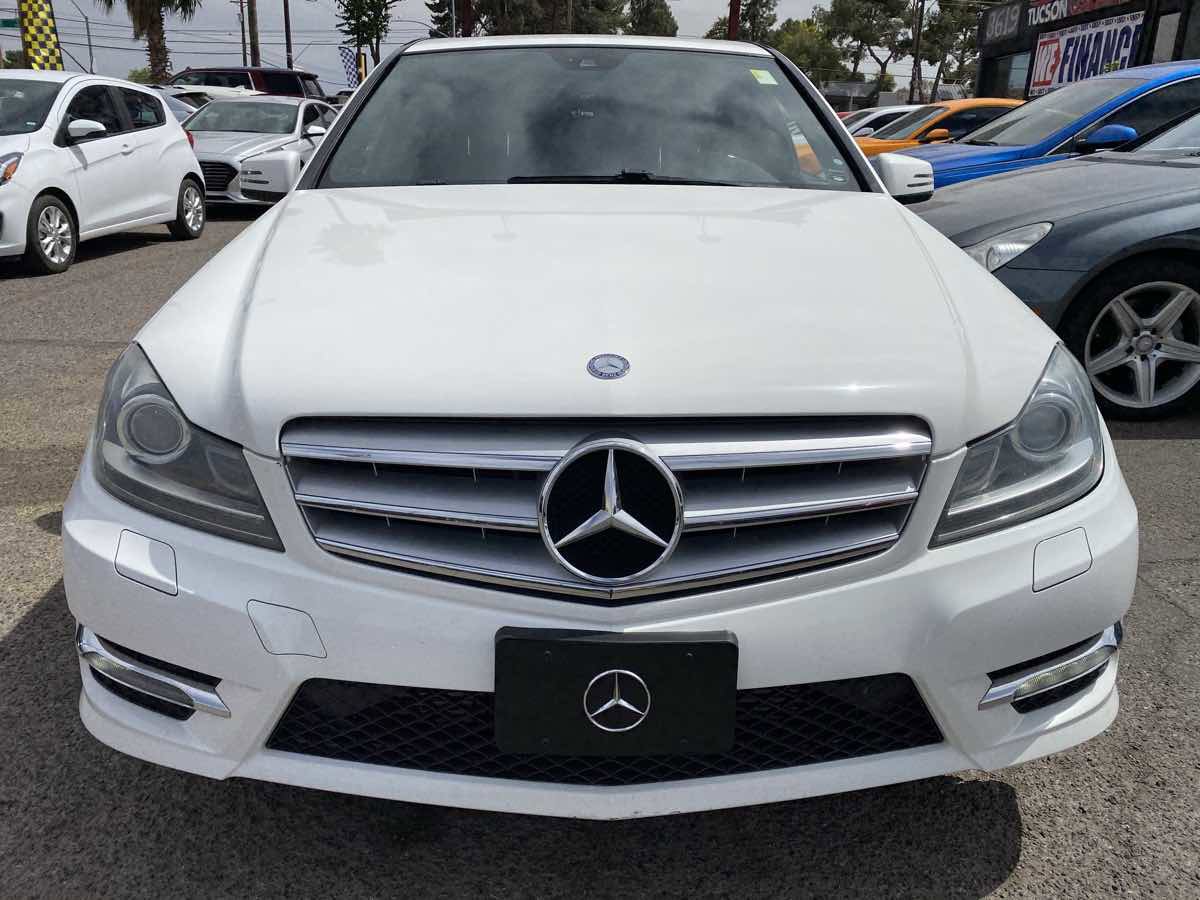 Used 2013 Mercedes-Benz C 250 Luxury image 9