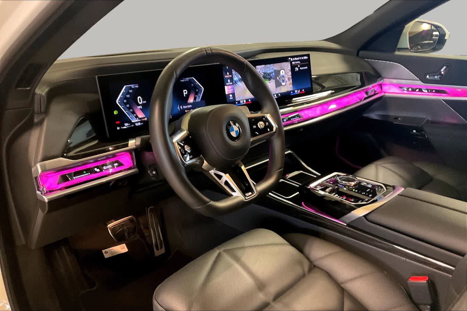 Used 2025 BMW 740i xDrive AWD/4WD image 16