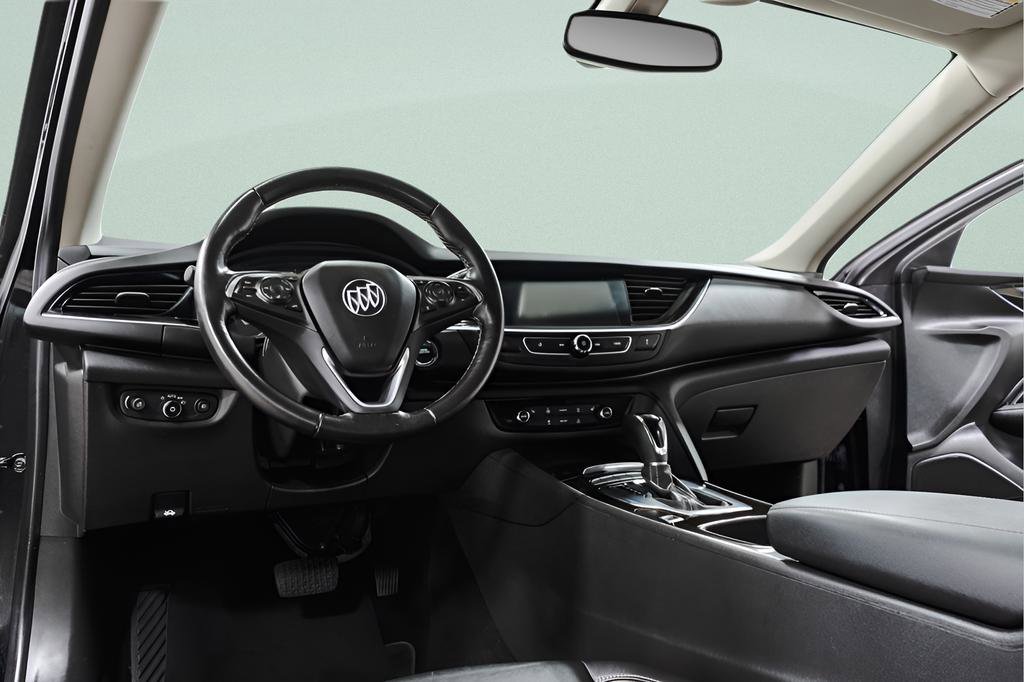 Used 2019 Buick Regal Essence w/ Driver Confidence Package I FWD image 27