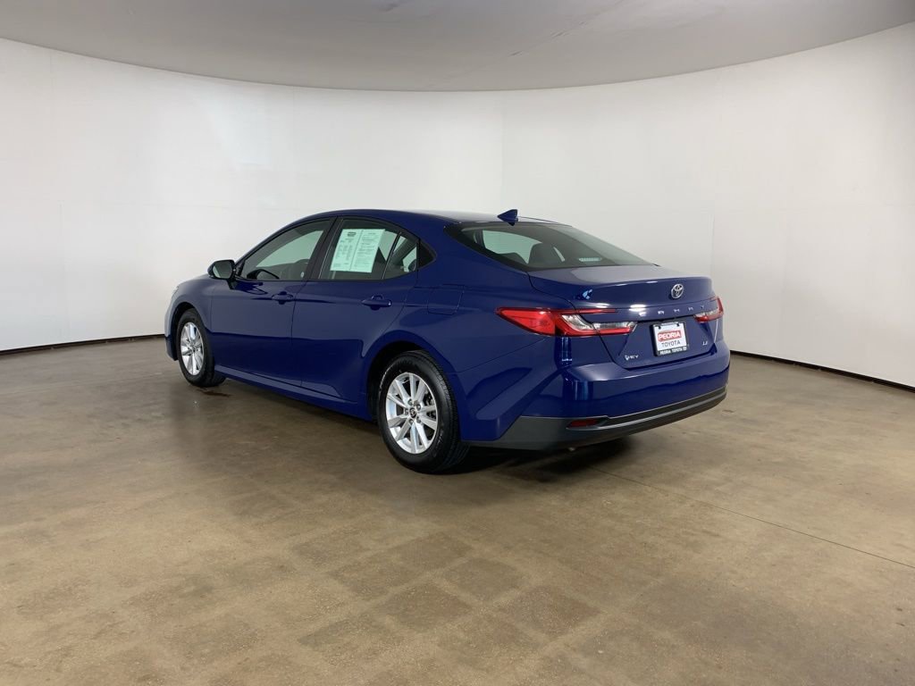 Used 2025 Toyota Camry LE image 14