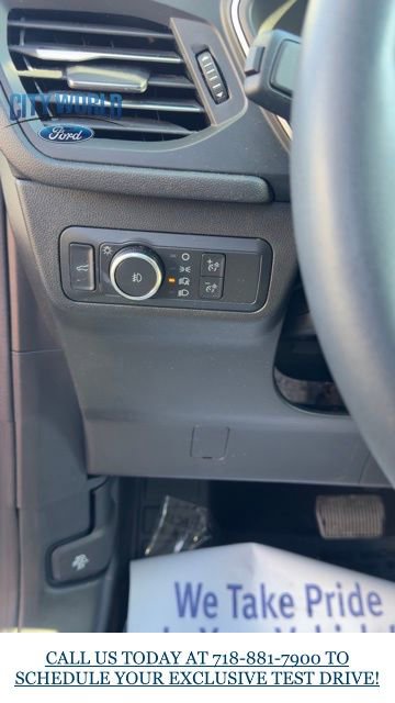 Used 2022 Ford Escape SEL w/ SEL Stealth AWD Package image 8