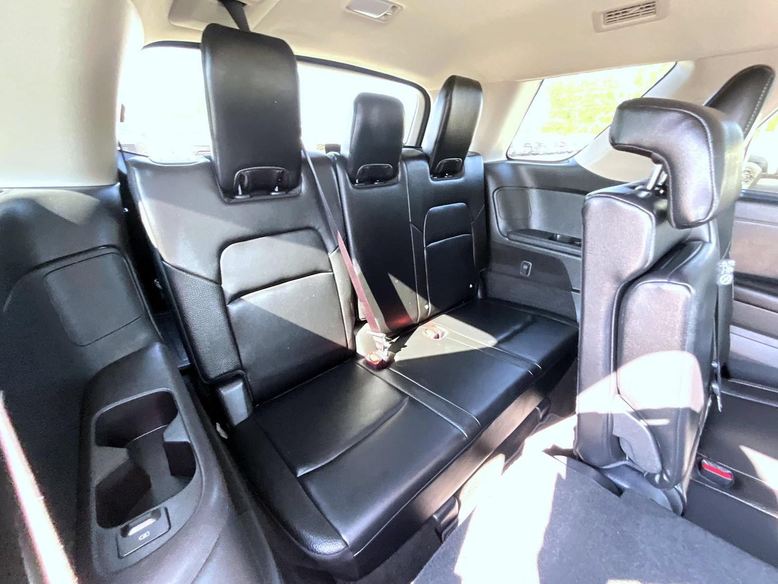 Used 2023 Nissan Pathfinder SL w/ Lighting Package (N92) AWD/4WD image 20