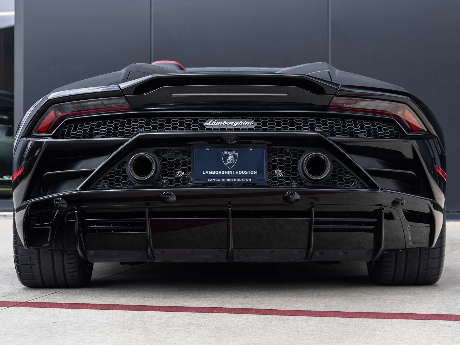 Used 2020 Lamborghini Huracan EVO image 8