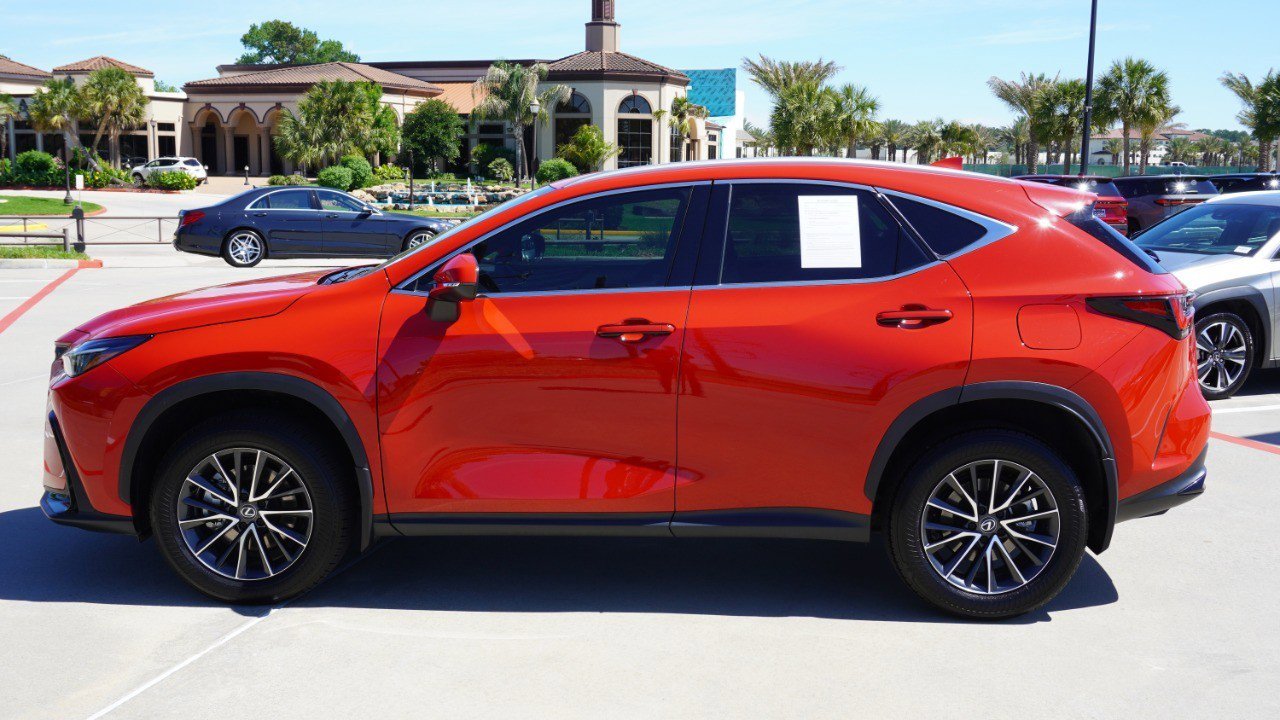 Used 2024 Lexus NX 250 FWD w/ Towing Package (2000 Lbs) image 5