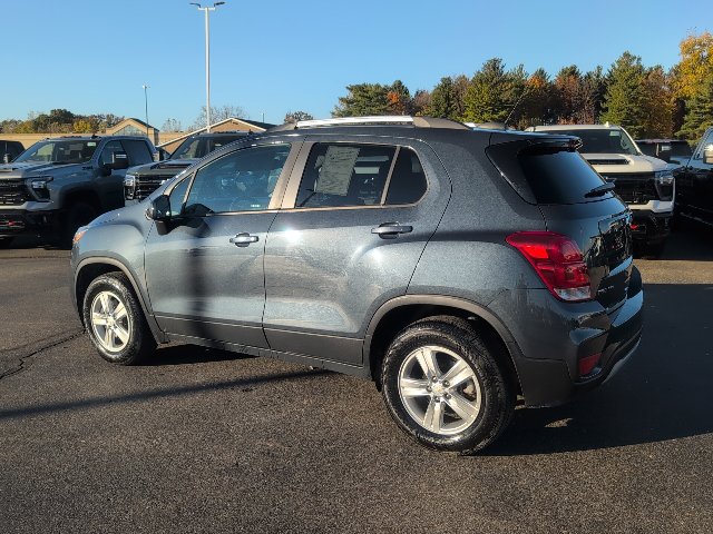 Used 2021 Chevrolet Trax LT w/ LT Convenience Package AWD/4WD image 4