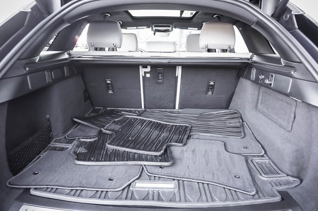 Used 2024 Land Rover Range Rover Velar Dynamic SE image 22