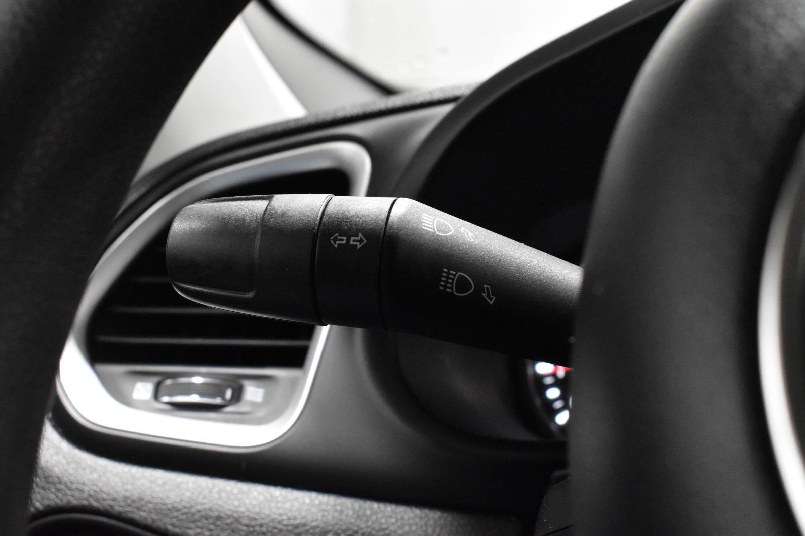 Used 2021 Jeep Renegade Sport image 11