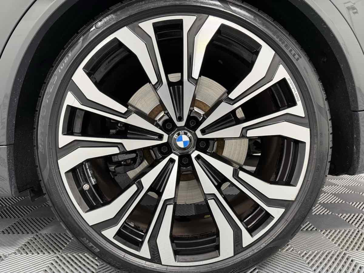 Used 2023 BMW X7 M60i image 53