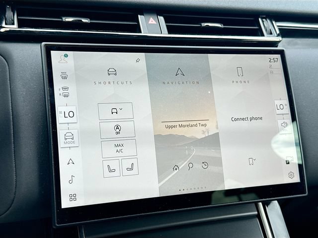 Used 2025 Land Rover Range Rover Velar Dynamic SE AWD/4WD image 18