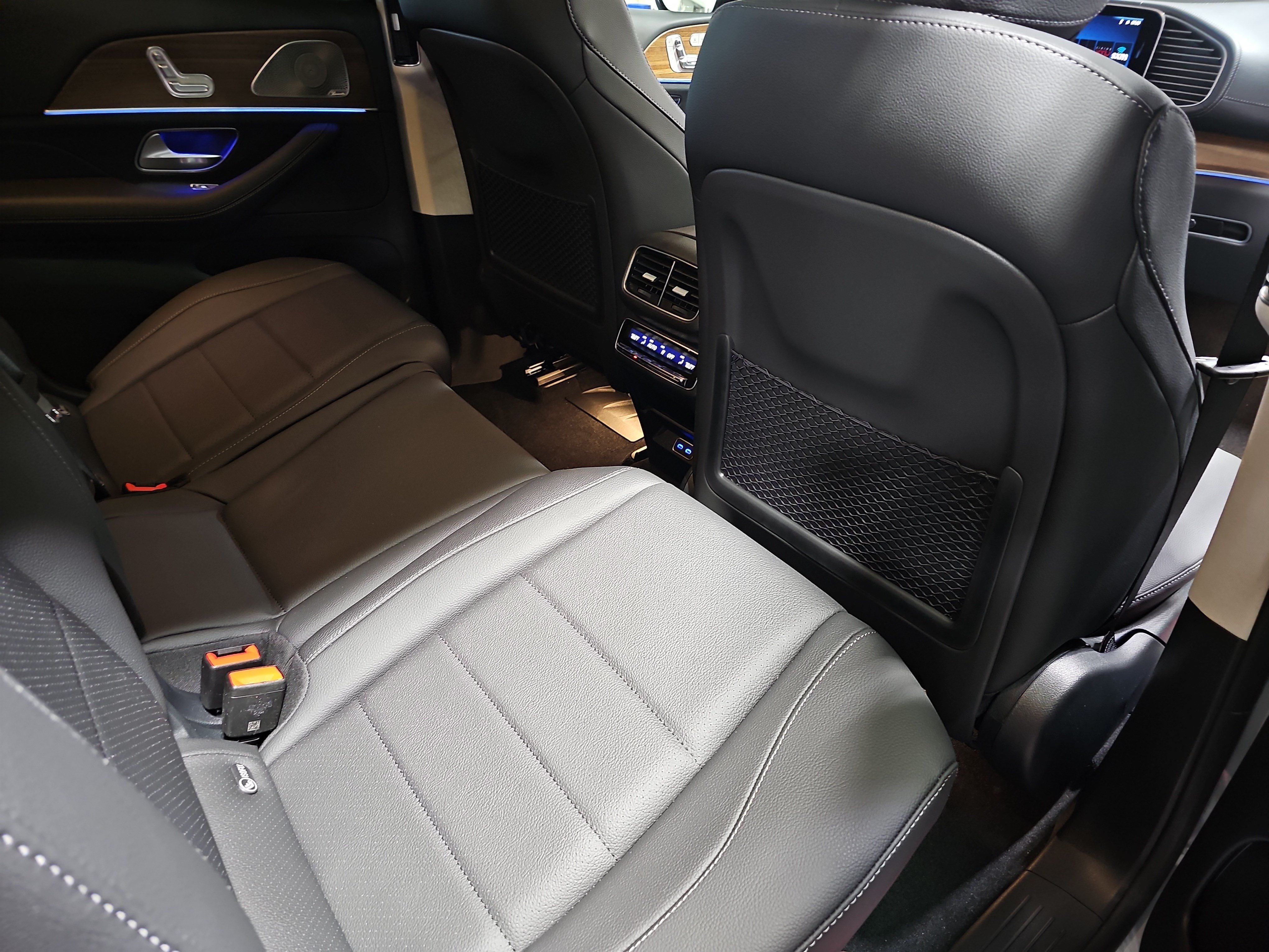 New 2026 Mercedes-Benz GLS 450 4MATIC image 11