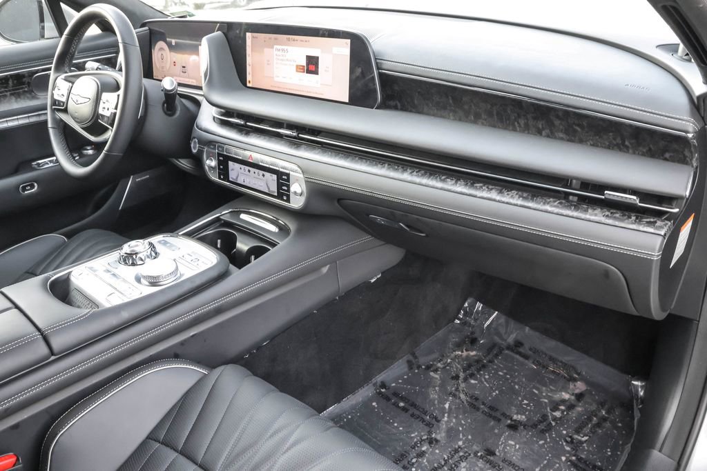 Used 2025 Genesis G90 3.5T image 42