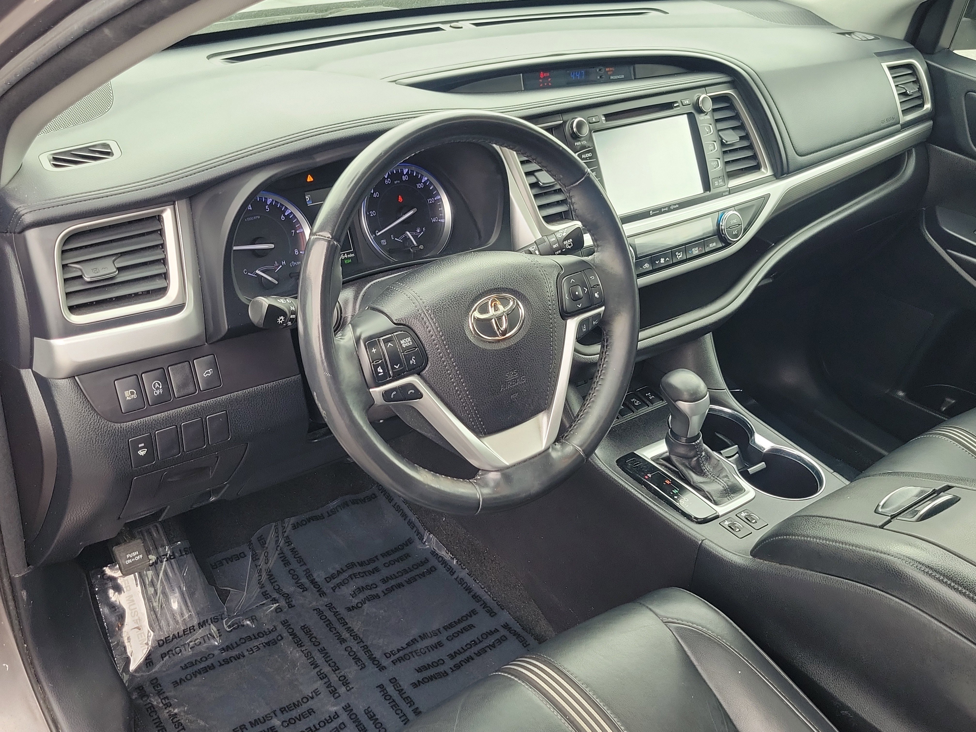 Certified 2018 Toyota Highlander SE AWD/4WD image 16