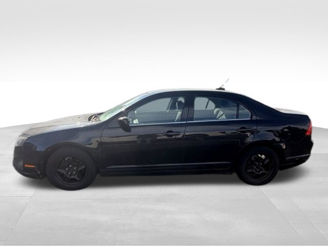 Used 2011 Ford Fusion SE w/ 201A Rapid Spec Order Code FWD image 2