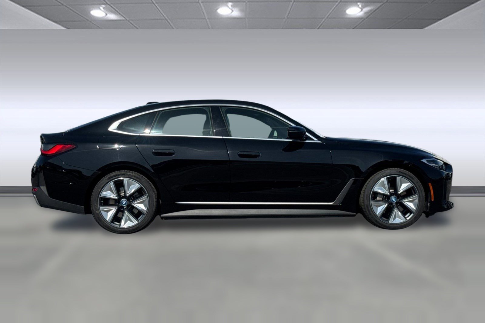 Certified 2023 BMW i4 eDrive35 RWD image 7