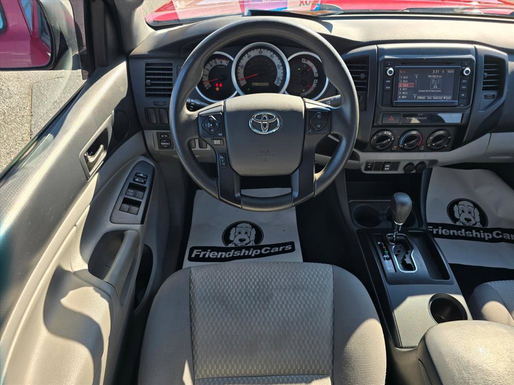 Used 2015 Toyota Tacoma PreRunner RWD image 3