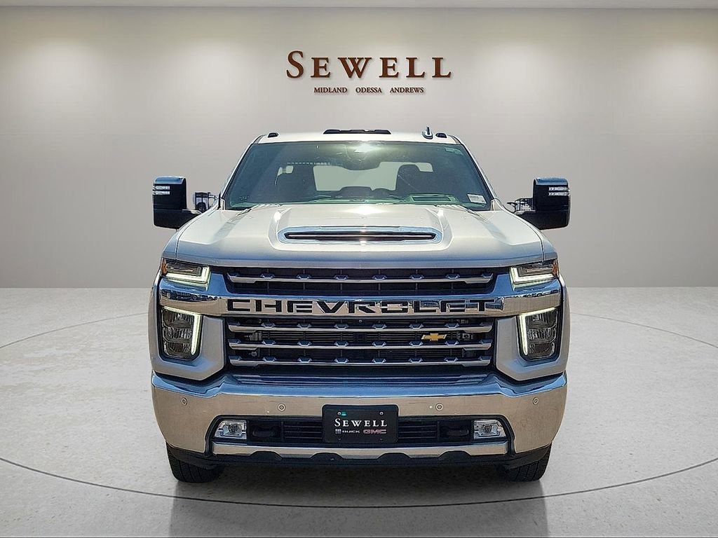 Used 2022 Chevrolet Silverado 3500 LTZ w/ LTZ Convenience Package AWD/4WD image 8