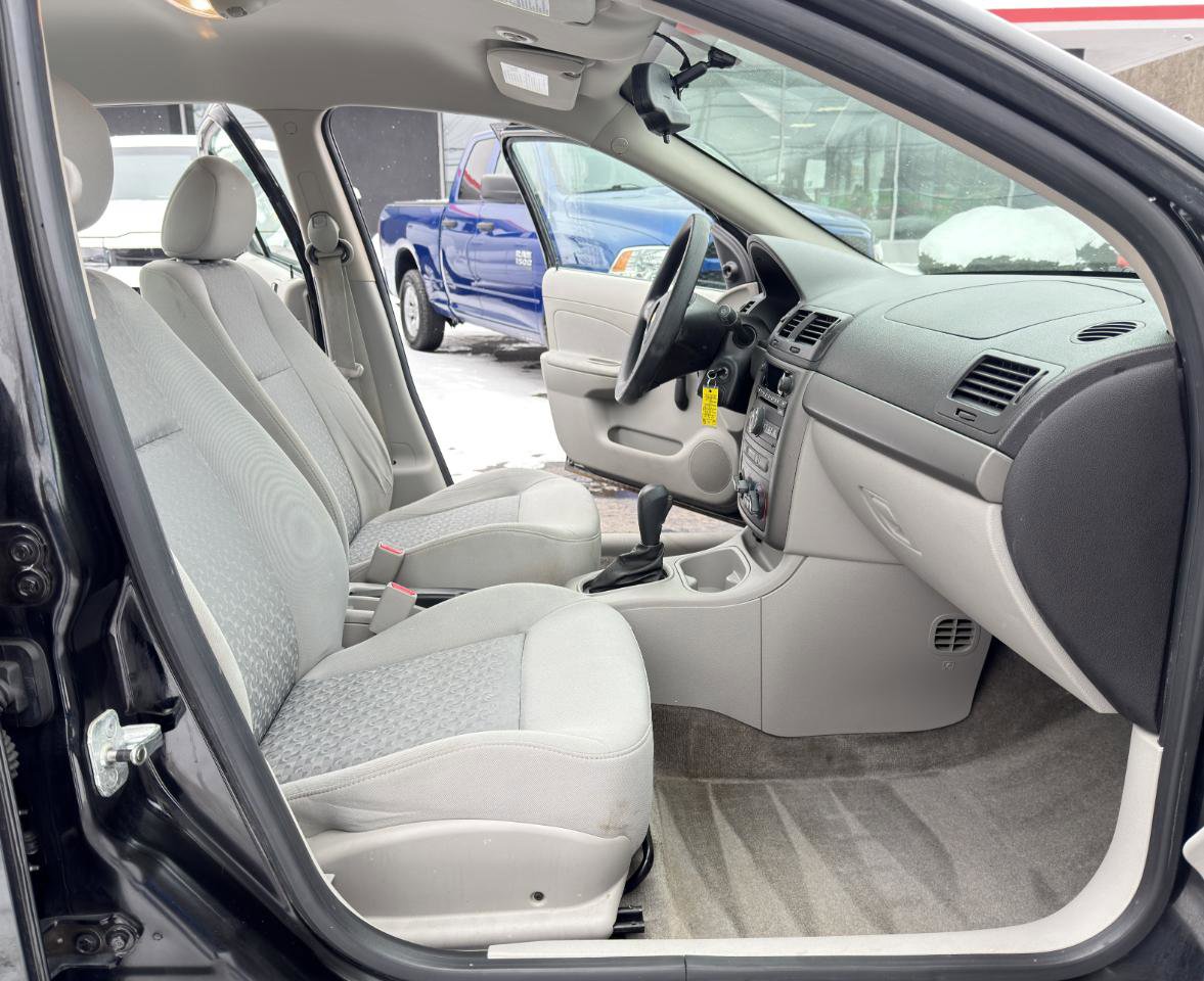 Used 2009 Chevrolet Cobalt LS w/ Protection Package FWD image 36