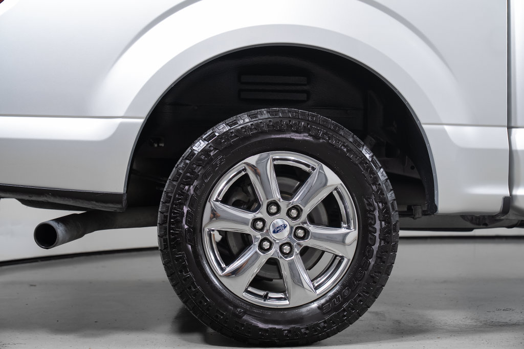 Used 2019 Ford F150 XLT w/ Equipment Group 302A Luxury RWD image 7