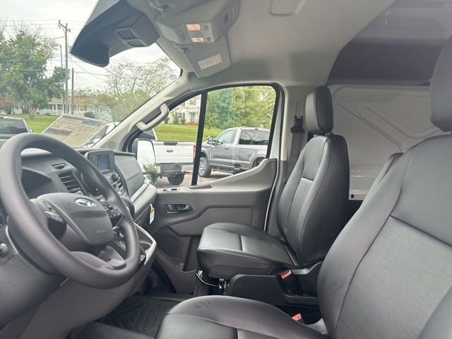 New 2025 Ford Transit 250 Low Roof image 17