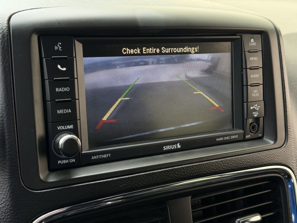 Used 2020 Dodge Grand Caravan GT FWD image 18