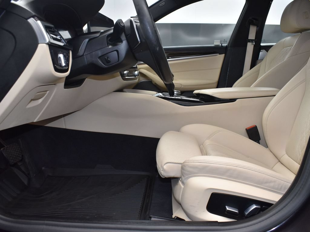 Used 2022 BMW 540i w/ Premium Package RWD image 12