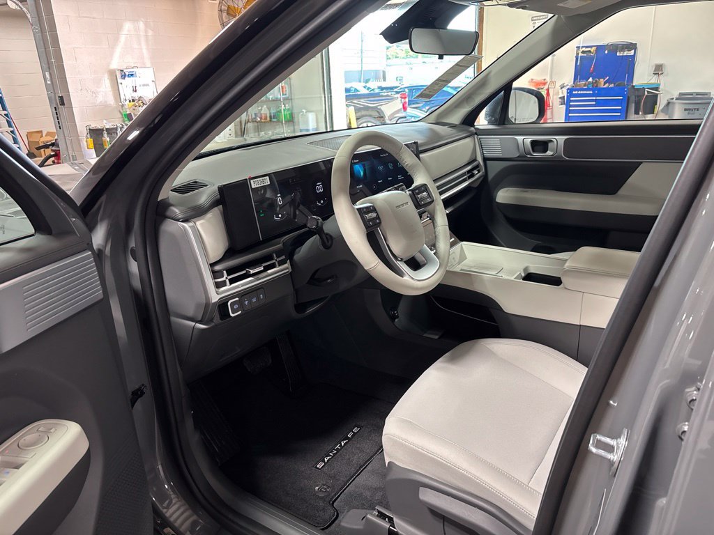 New 2026 Hyundai Santa Fe SE AWD/4WD image 11