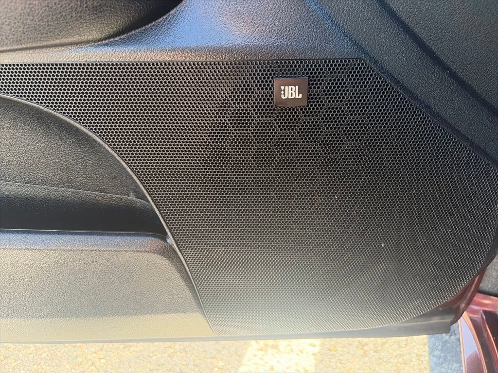 Used 2015 Toyota Avalon Limited w/ Technology Package FWD image 15