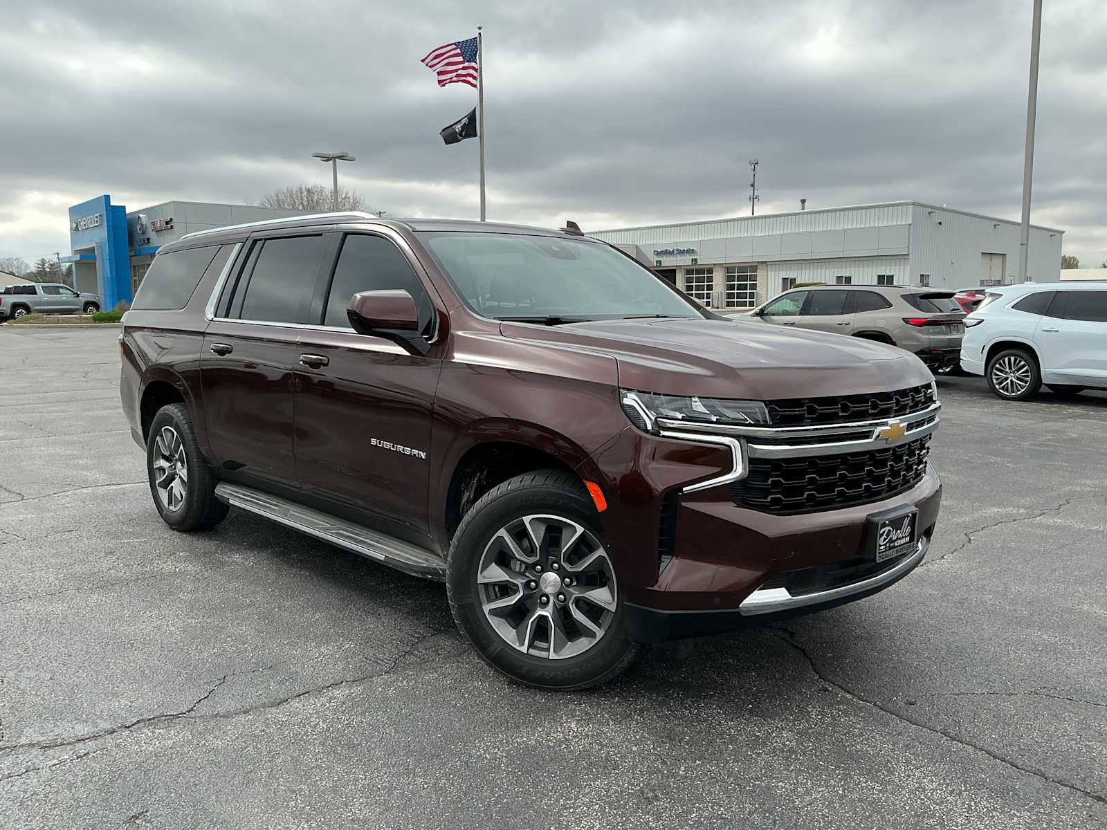 Used 2023 Chevrolet Suburban LS w/ Driver Alert Package AWD/4WD image 1