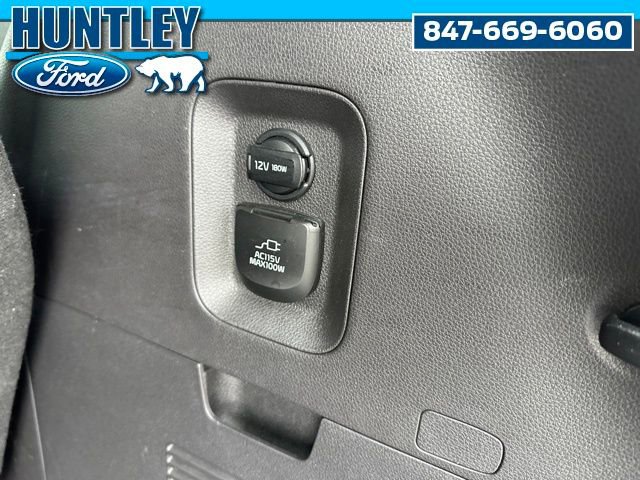 Used 2025 Kia Carnival SX w/ SX Dark Edition Package image 11