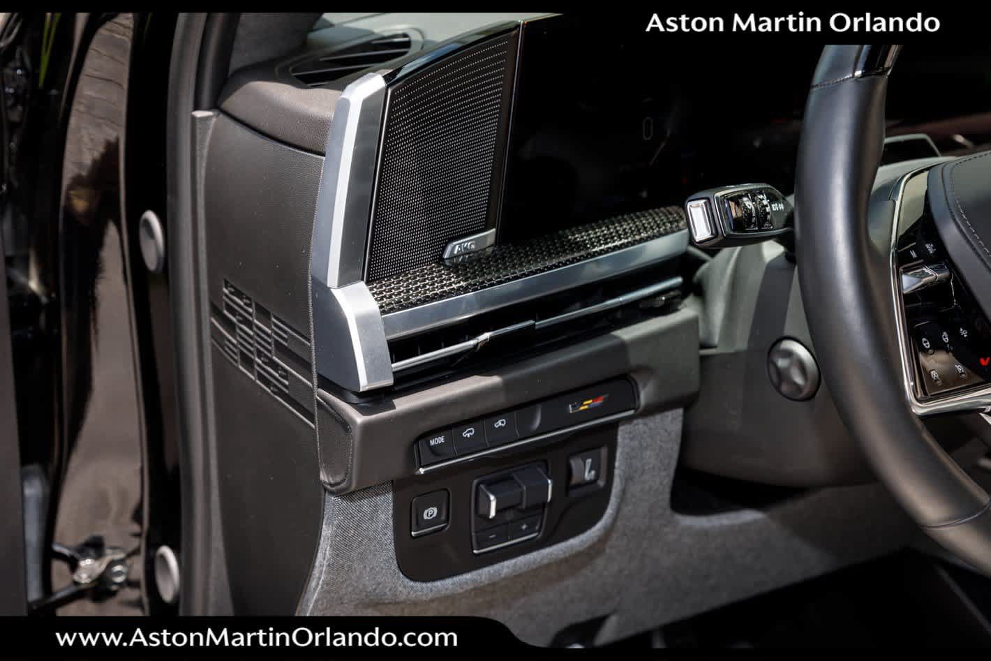 Used 2025 Cadillac Escalade V AWD/4WD image 52