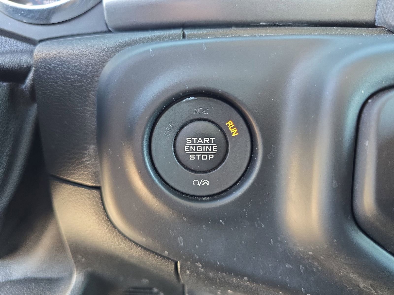 Used 2021 Jeep Wrangler Sport image 22