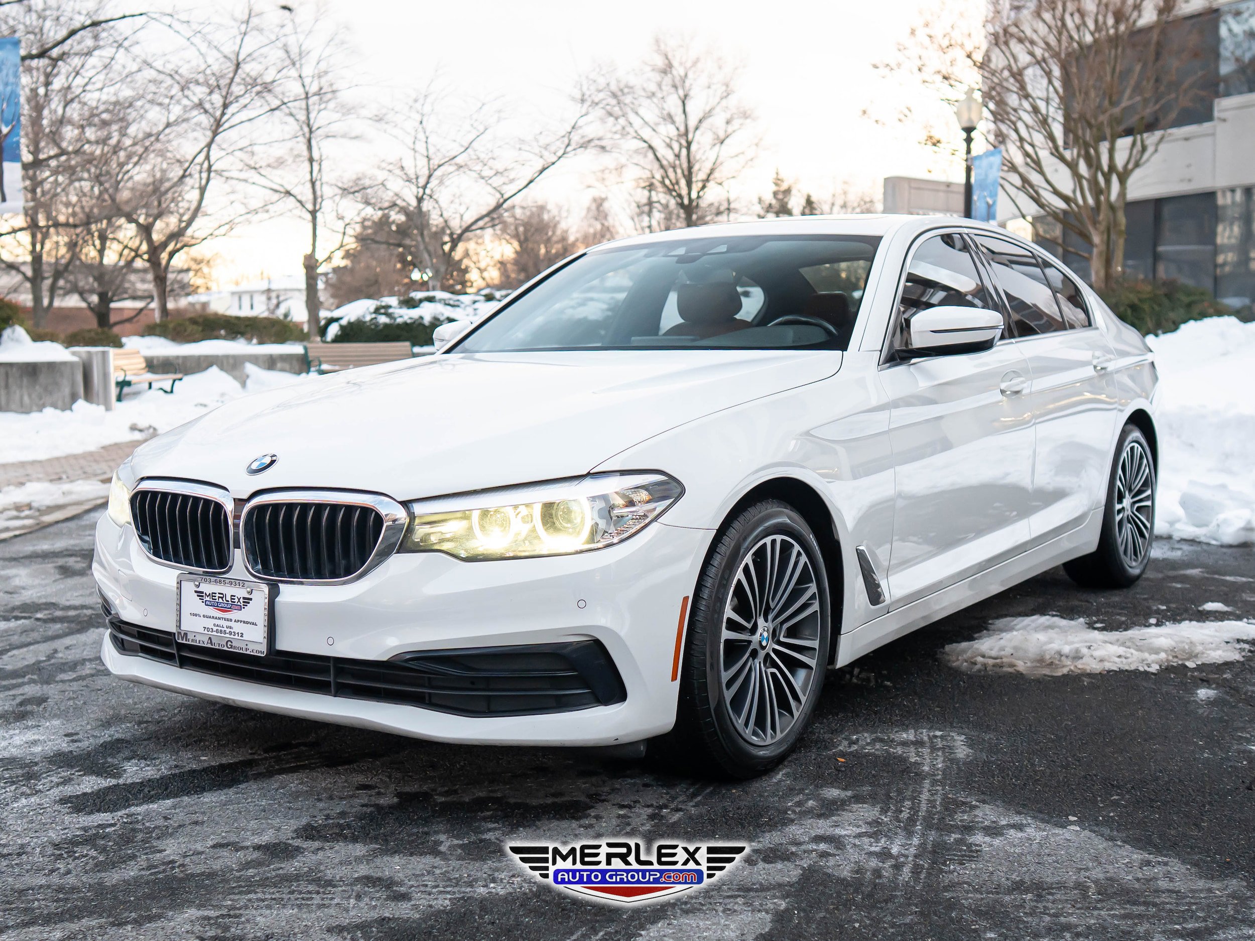 Used 2019 BMW 530i w/ Convenience Package RWD image 3