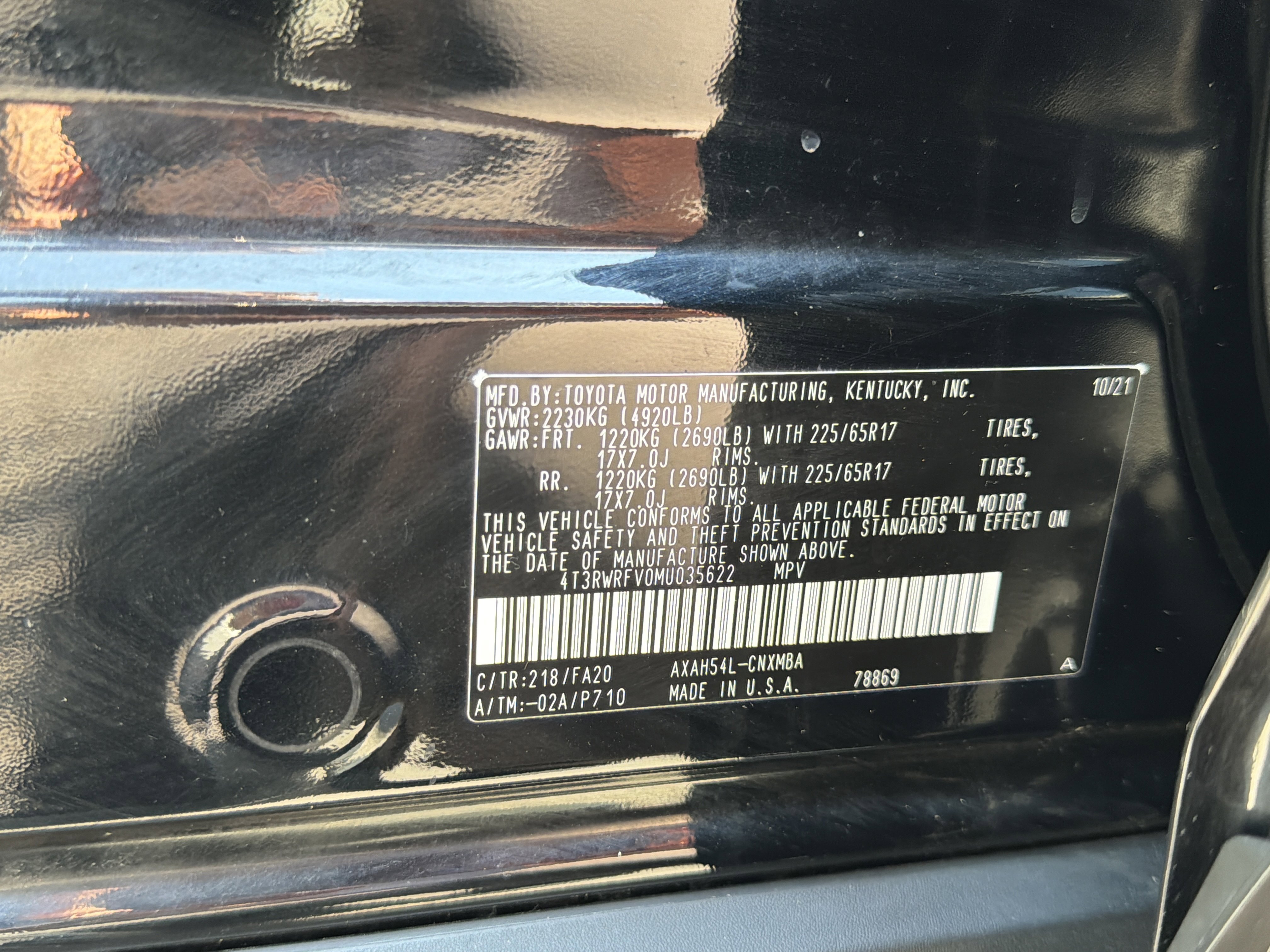 Used 2021 Toyota RAV4 XLE w/ XLE Grade Weather Package AWD/4WD image 25