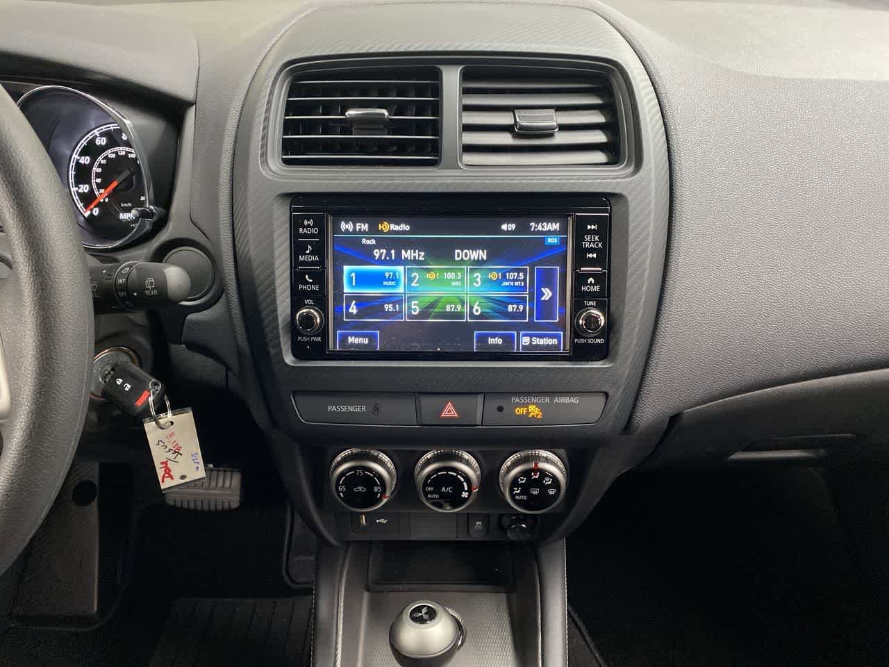 Used 2025 Mitsubishi Outlander Sport ES AWD/4WD image 25