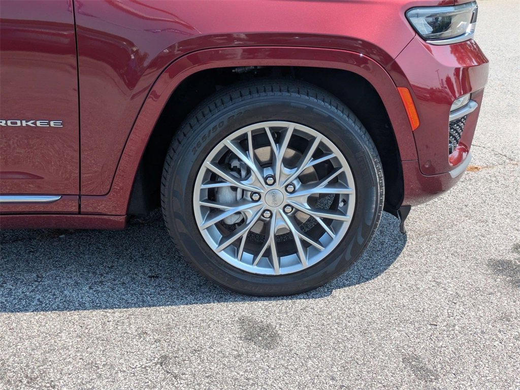 Used 2022 Jeep Grand Cherokee Summit w/ Adv Protech Group IV image 11