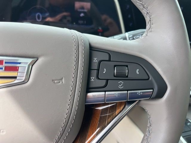 Certified 2023 Cadillac Escalade ESV Premium Luxury Platinum RWD image 21